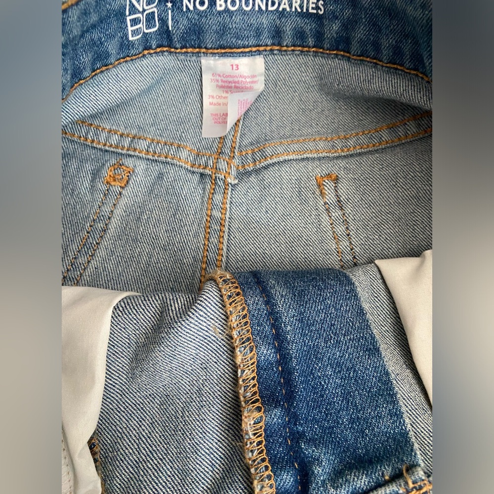 Denim cut off shorts. Juniors size 13. NWT - Picture 2 of 6